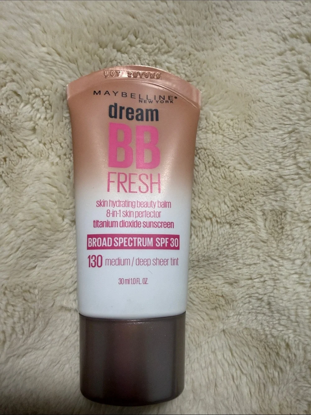Maybelline Dream BB Fresh Beauty Balm - Pink & White Tube (130 Medium/Deep)